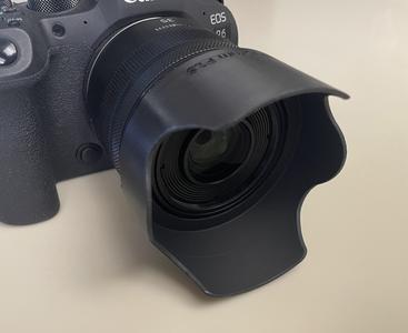 Canon RF 35mm f/1.8 Macro IS STM Lens Hood