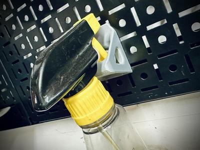 OmniWall Spray Bottle Holder