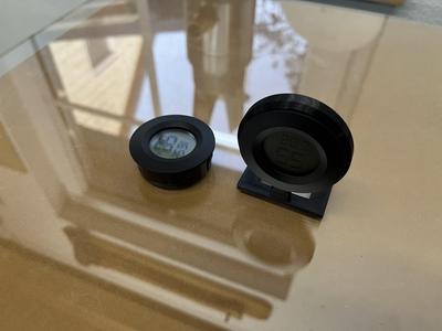 Hydrometer holder