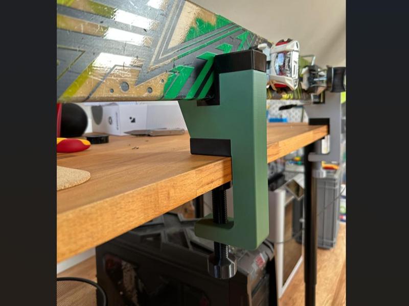 robust Ski Vise