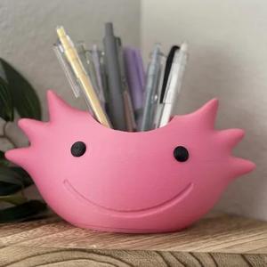 Axolotl Desk Pen Holder