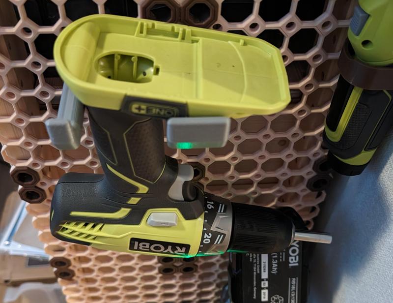 Ryobi tool hanger for Multiboard