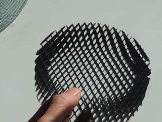 Disappearing catchall tray