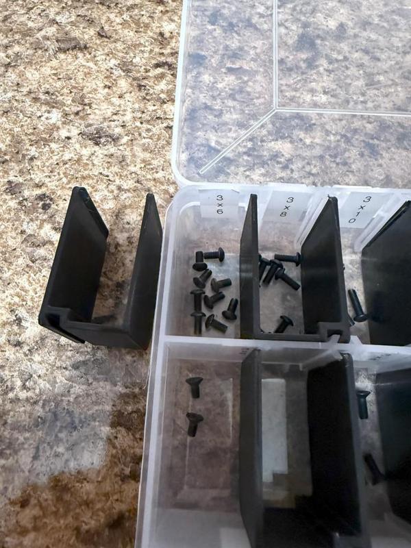 Plano 3600 end divider