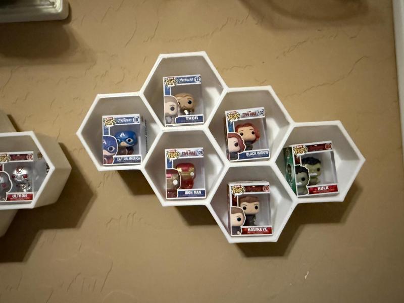 Mini Funko Pop Honeycomb Display