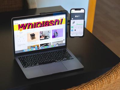 Clamp phone mount for laptop monitor