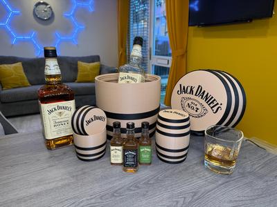 Whiskey Barrel Gift Box