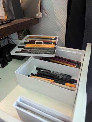 Pen holder