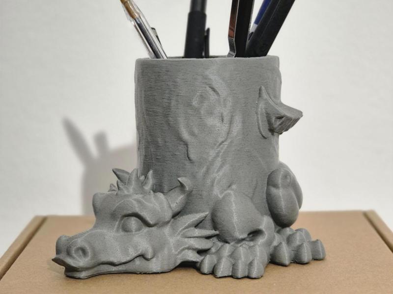 Desk organizer Pencil Holder _Dragon Resting