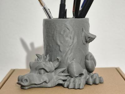 Desk organizer Pencil Holder _Dragon Resting