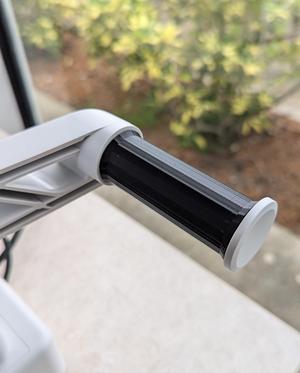 Spool mount sleeve for Bambu Labs A1 Mini - reduces friction - centers and aligns filament spool