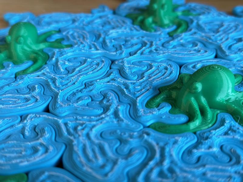 Interlocking Aperiodic Octopuses