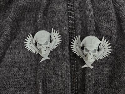 Military Commando skull with knife drawstring bead