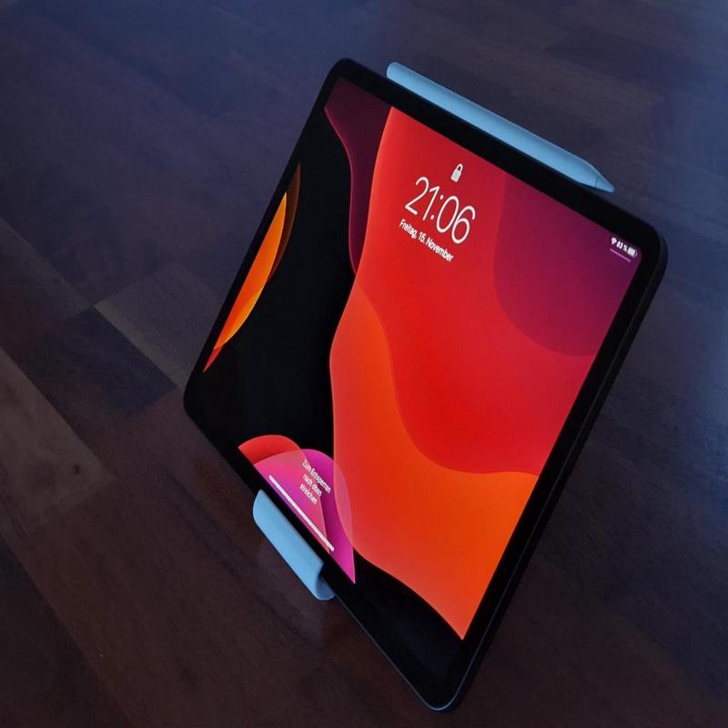 iPad Pro Stand (11" & 12.9")