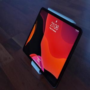 iPad Pro Stand (11" & 12.9")