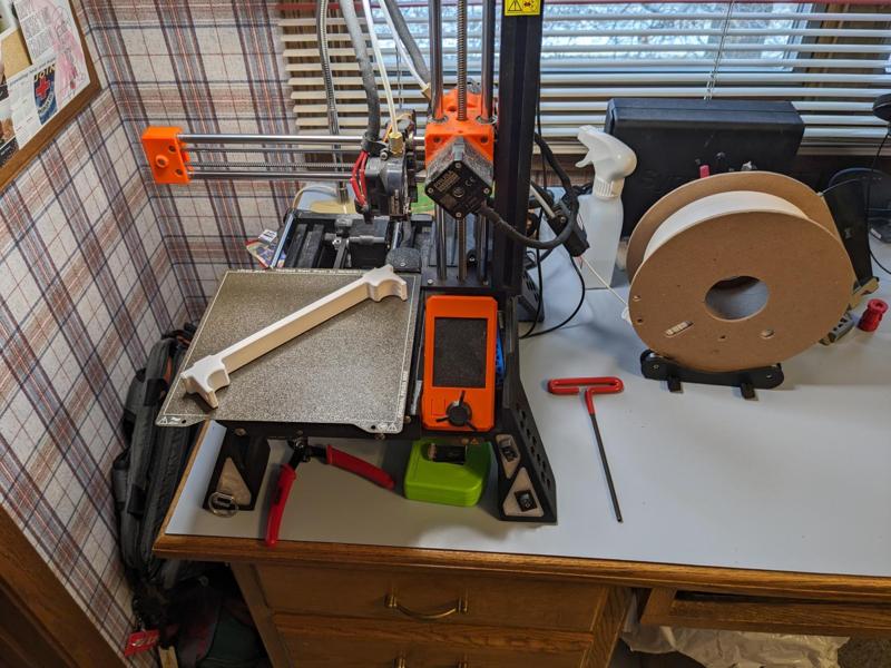 Rack for filament spools in ezstorage 18L boxes