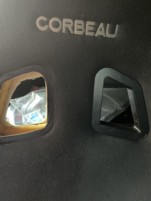 Corbeau A4 Harness Guides