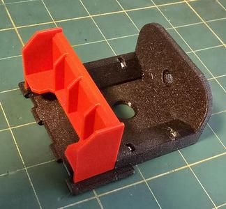 Martin's SG-1 Stargate model - Merges 3 out of 4 elements of the Wall mounts created by Spradlinb
