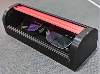 Sleek Travel Sunglass Case