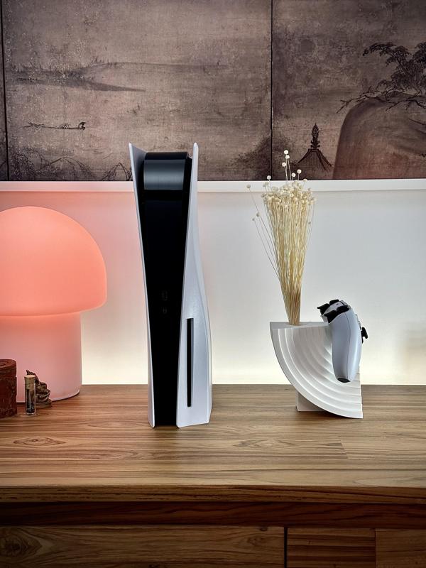 Modern Moon Controller Stand