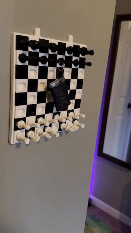 Chess Set Key Hanger