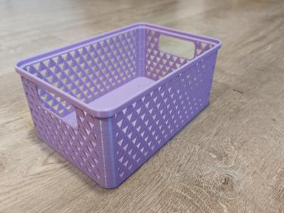 Stackable storage basket