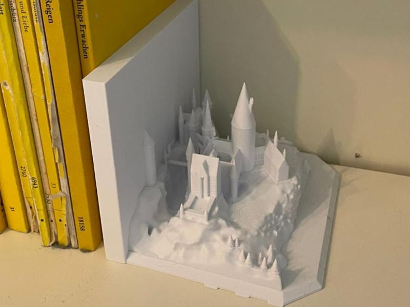 Hogwarts Bookend