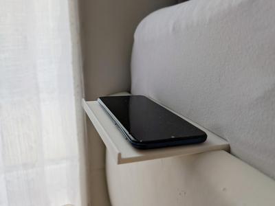 Handy bedside shelf – for clamping