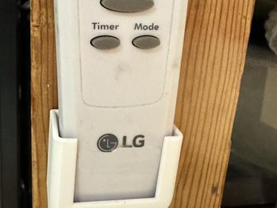 Remote Control Holder/Cradle – Mountable