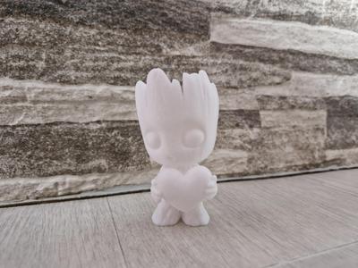 3D Printed Baby Groot with Heart