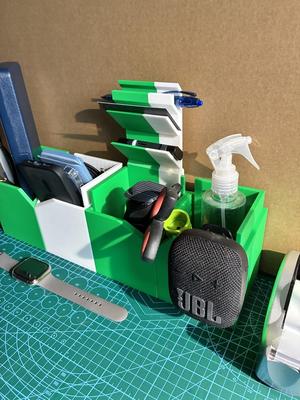 Combined box organiser with shelf 