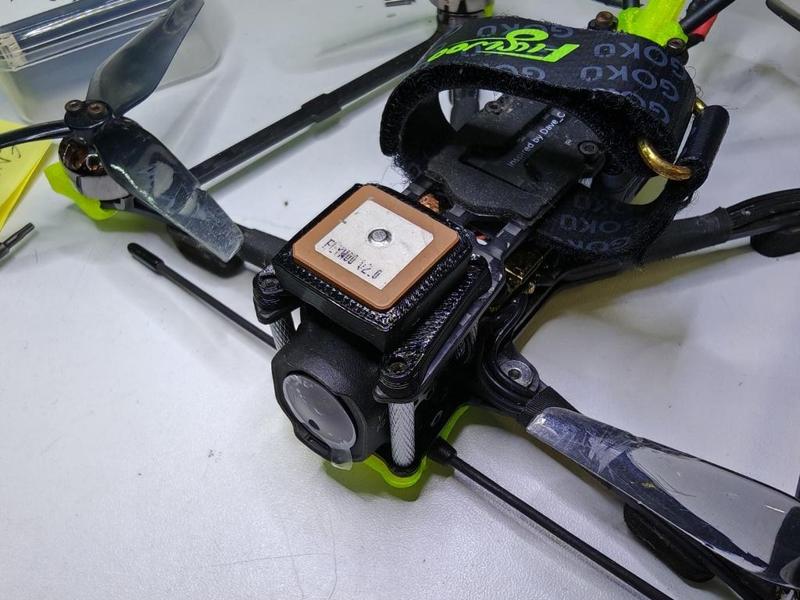 Flywoo Explorer LR4 GPS Mount (GPS FLYWOO 18x18) for the front