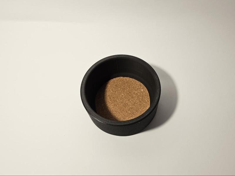 Circular tray bowl with cork base