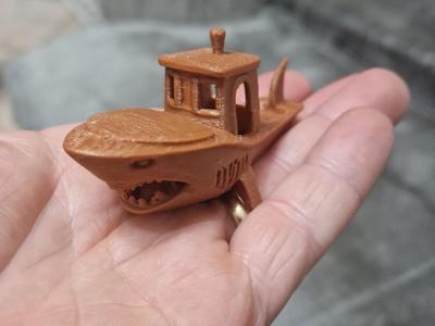 shark boat / benchy
