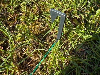 Lawnmower  Signal Cable Ground Spikes / Erdhaken