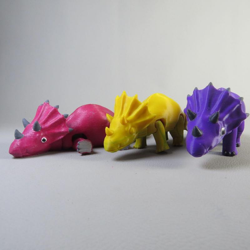 ARTICULATED PRINT-IN-PLACE CUTE TRICERATOPS DINOSAUR