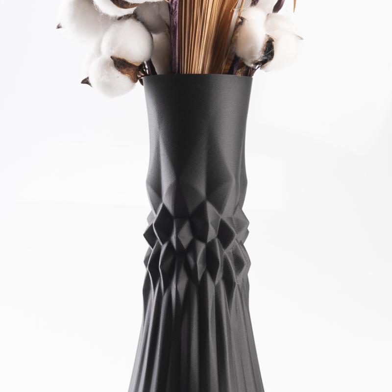 DIAMOND VASE | DIAMATRIX
