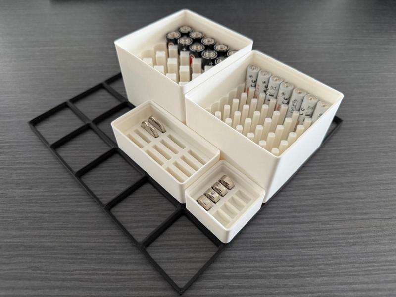 Gridfinity battery bins (AA; AAA; CR2032; LR44)