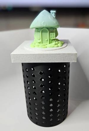 pixie home and worm composter   