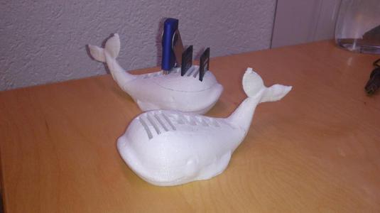 MobyStick - Whale USB and SD holder