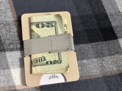 Slim Wallet with Magsafe