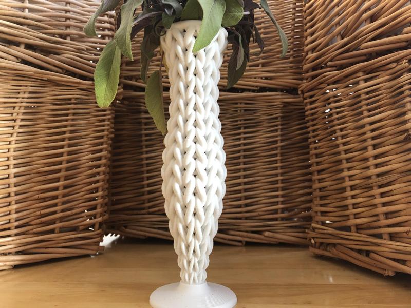 Knitted Fluted Vase