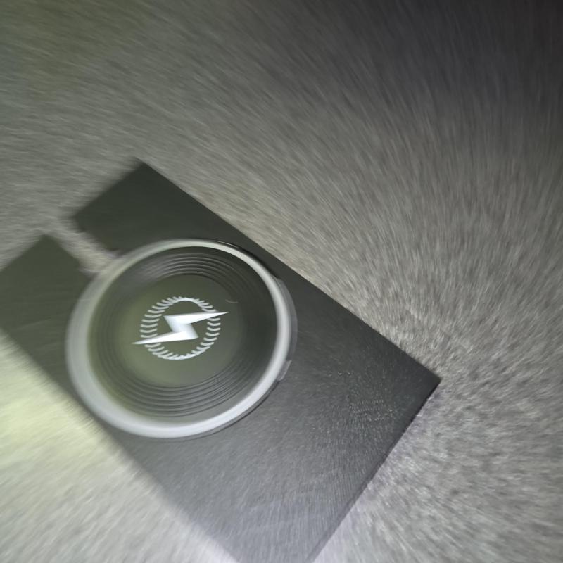 wireless charger box stronger frame.3mf