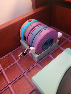 Gridfinity for Marco Bresson's SMALL Cable Organiser / Winder holder 