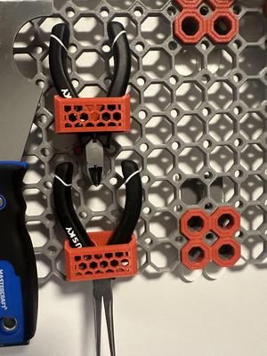 Parametric Vertical Mounted Multiboard Bins (repost)
