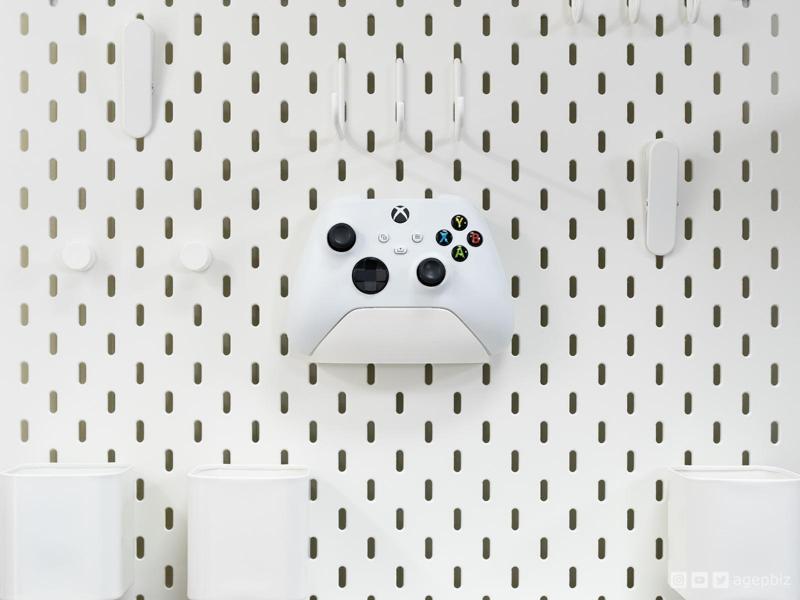 Xbox Controller Stand for IKEA SKÅDIS Pegboard