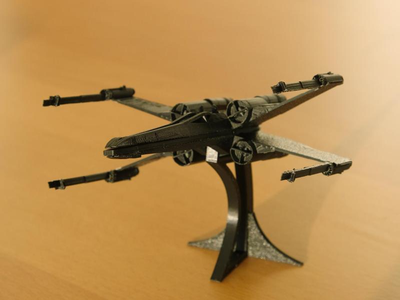 X-WING Starfighter Kit Card Stand