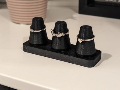 Minimalist Ring holder / jewelry organizer