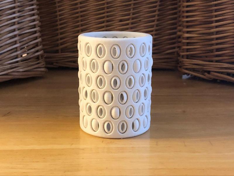 Lightshade with Captive Dimmer Beads