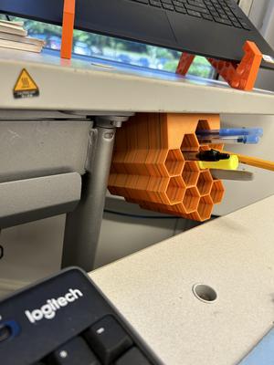 HONEYCOMB PENCIL HOLDER